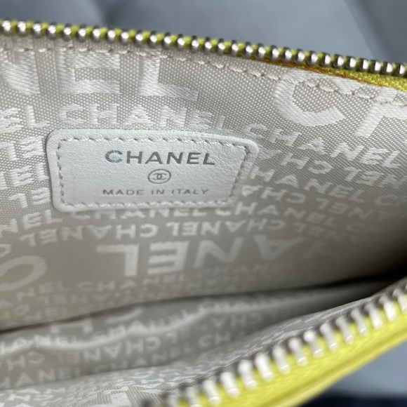 Chanel Vintage Icon Mini Leather Bag/Wristlet/Clutch - Picture 5 of 8